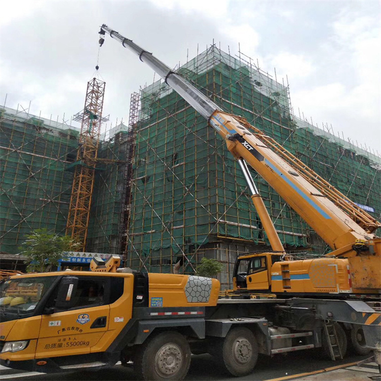 平潭县谈谈吊车租赁需要注意的事项
