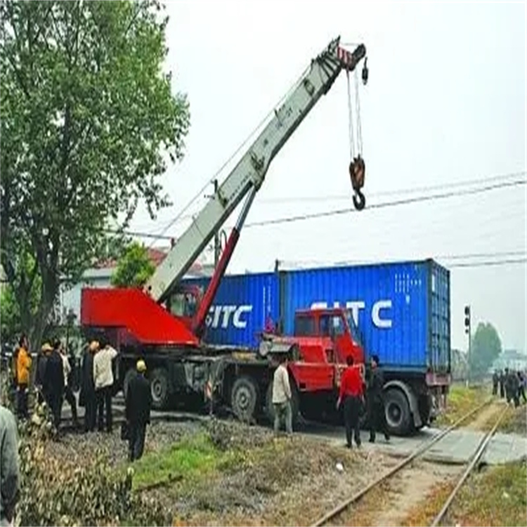 平潭县如何快速找到附近的吊车救援公司