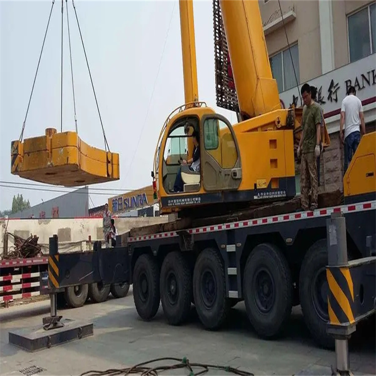 平潭县当地吊车出租|机器吊装|75吨|工厂搬迁服务