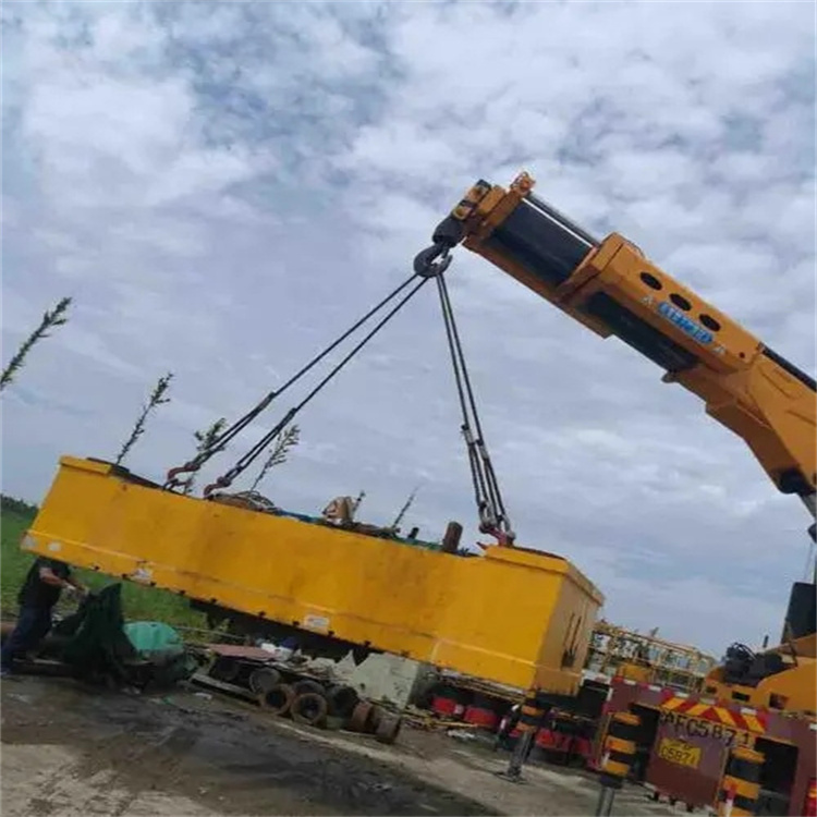 平潭县随车吊吊集装箱怎么吊